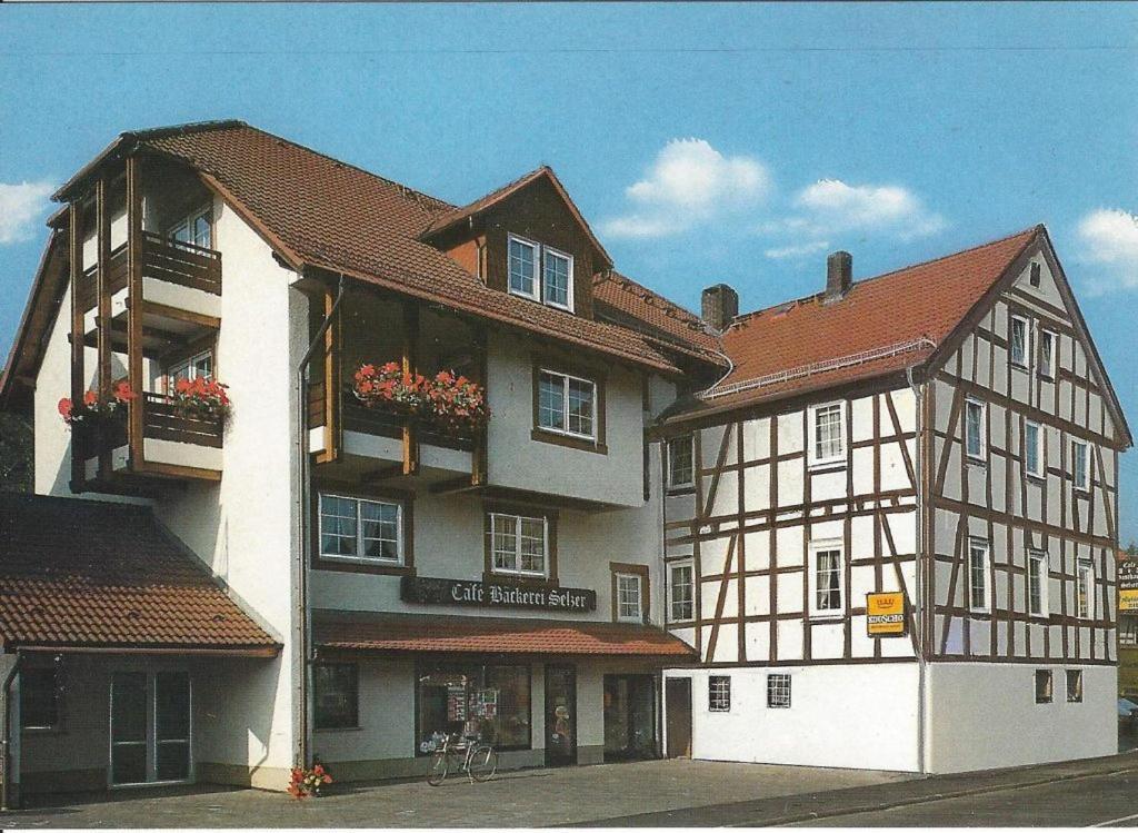Pension Selzer Antrifttal Buitenkant foto